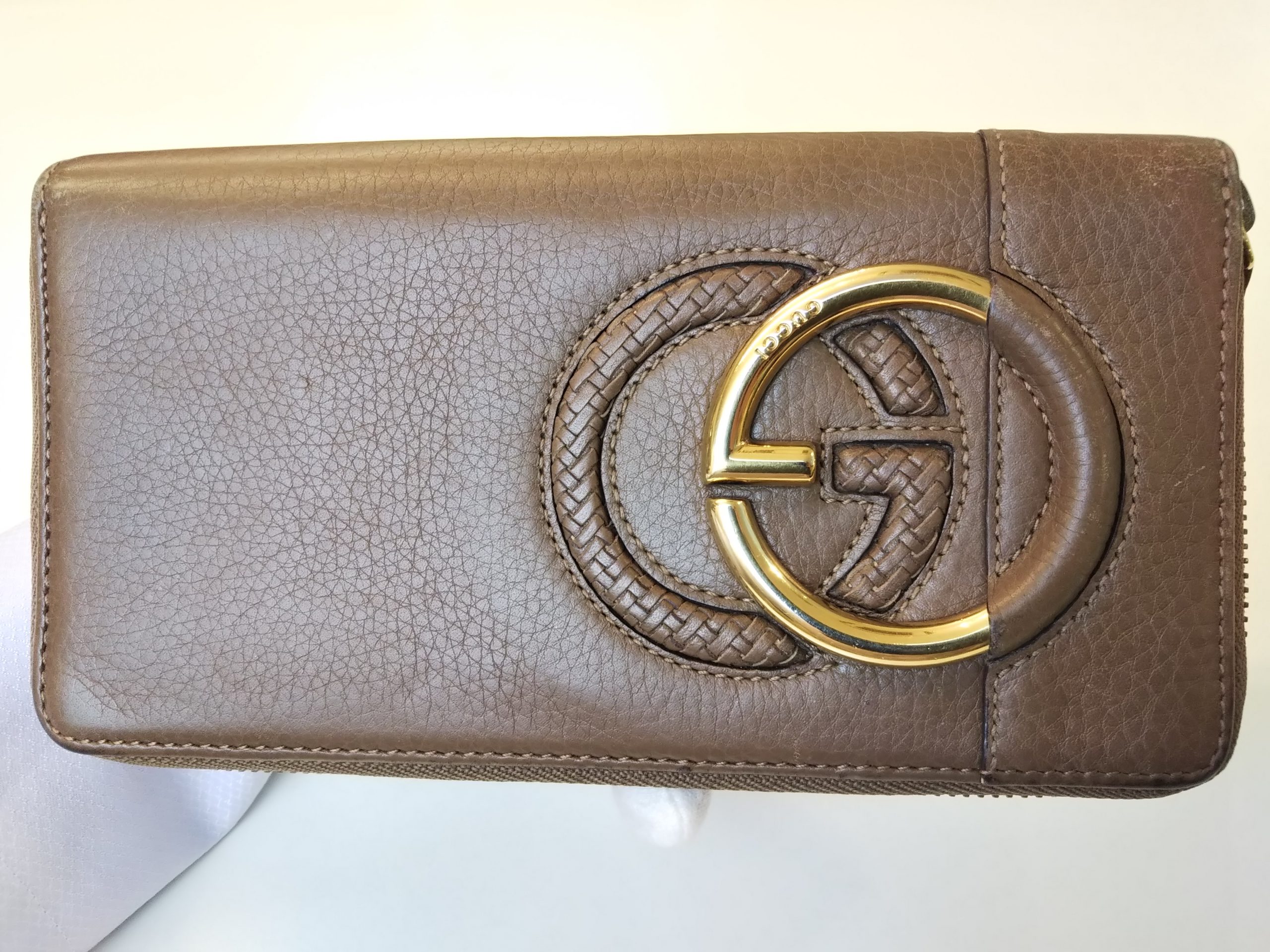 GUCCI ラウンドファスナー ジッピーウォレット 長財布